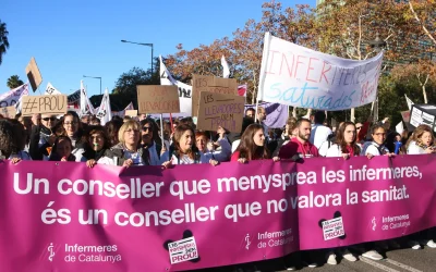 Les infermeres de Catalunya seguim en vaga! 8.000 infermeres sortim als carrers de Barcelona.