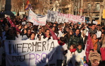 Després d’un mes de vaga, 6000 infermeres, familiars i usuaris hem tornat a omplir els carrers de Barcelona